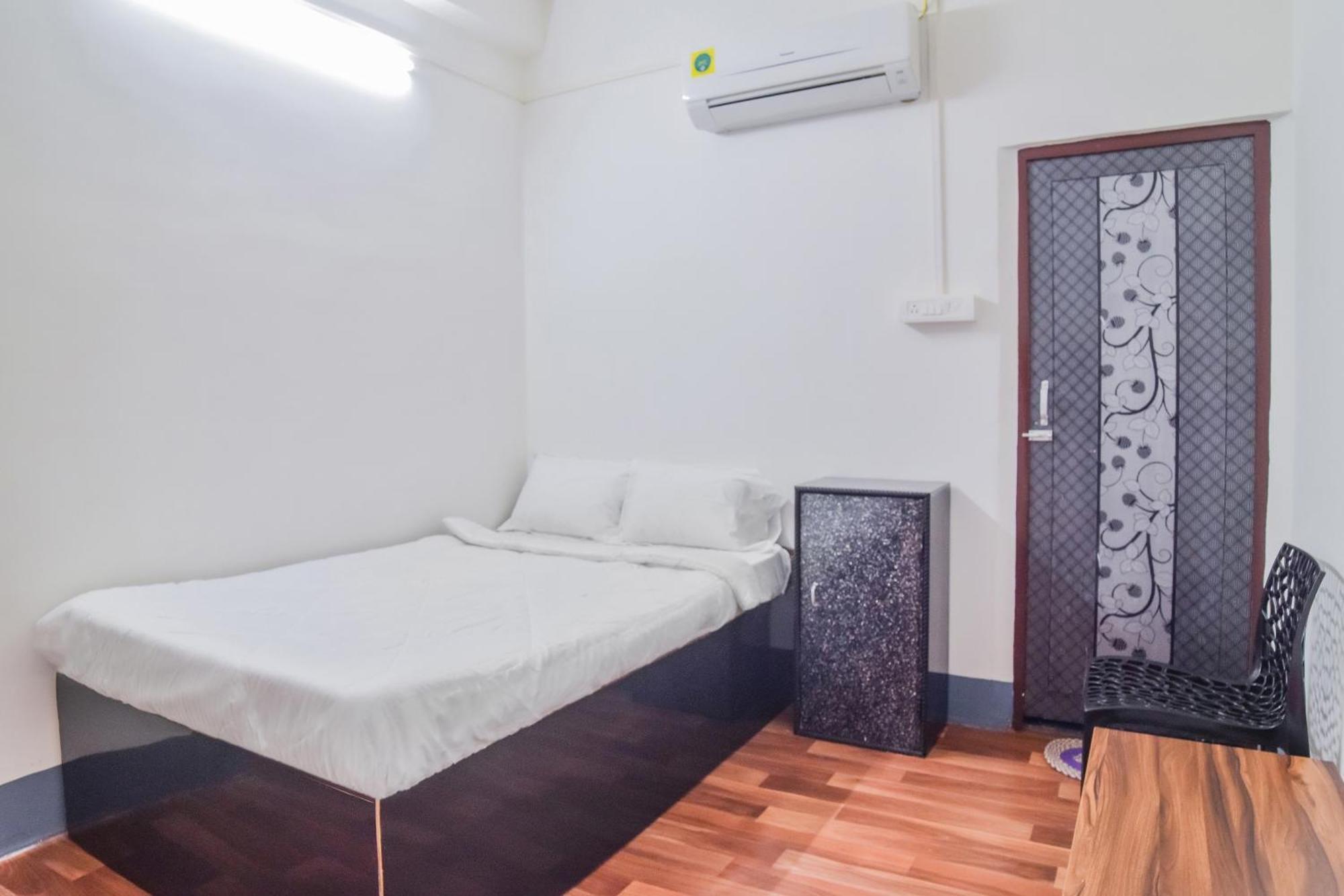 Hotel O Dc Lodge Kaharpara Kültér fotó